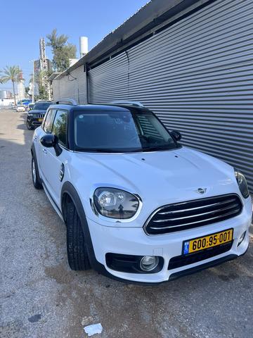 מיני קופר קאנטרימן