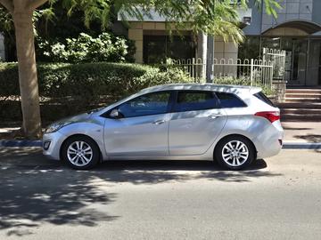 יונדאי i30