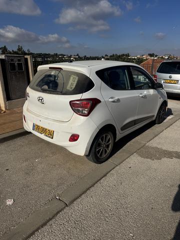 יונדאי i10