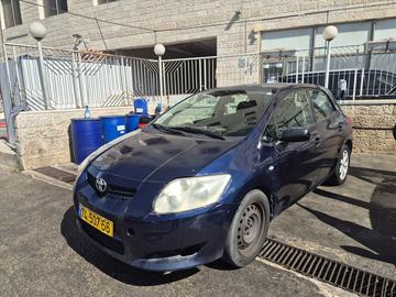טויוטה אוריס