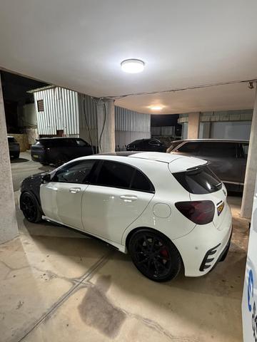 מרצדס-בנץ A 45 AMG