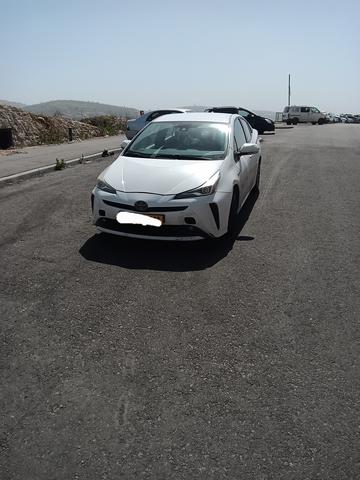 טויוטה פריוס