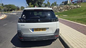 פיג׳ו 5008