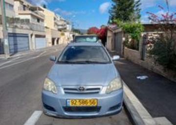 טויוטה קורולה