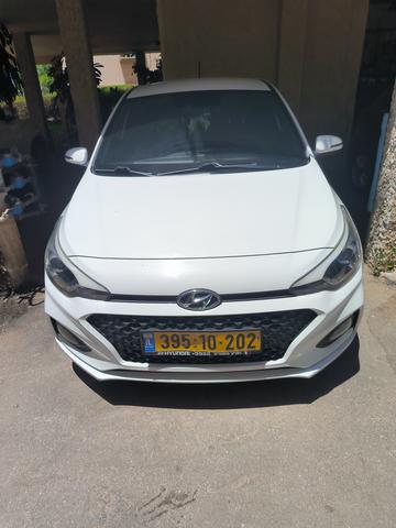 יונדאי i20