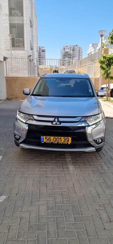 מיצובישי אאוטלנדר