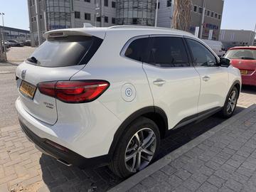 אם ג׳י EHS PHEV