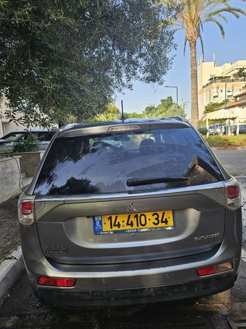 מיצובישי אאוטלנדר