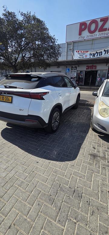 צ׳רי FX EV