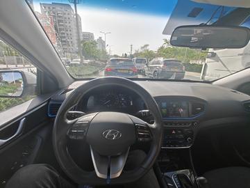 יונדאי איוניק