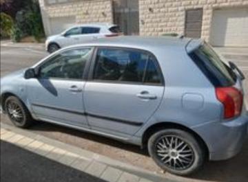 טויוטה קורולה