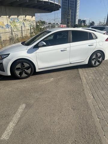 יונדאי איוניק